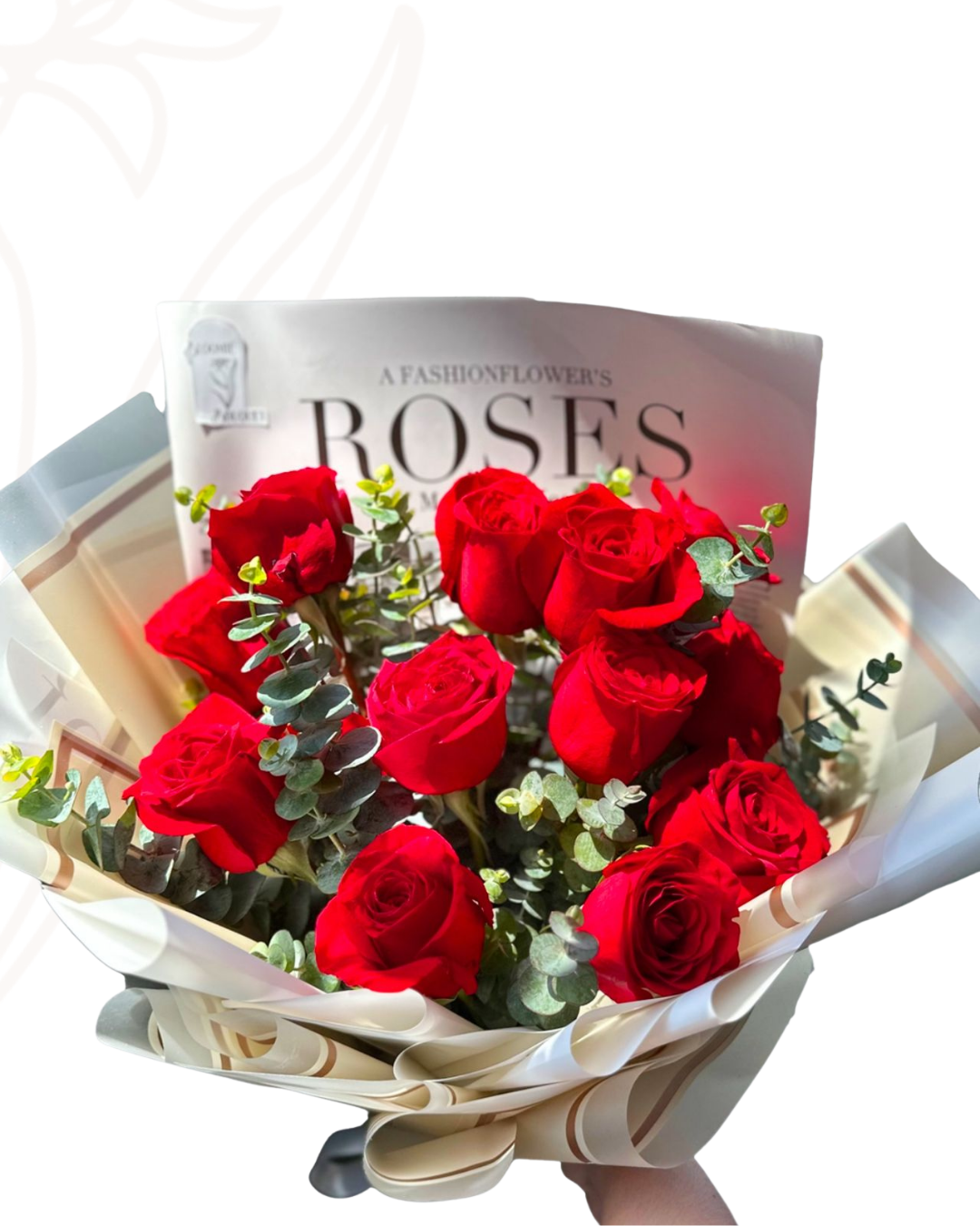 12 rosas con follaje