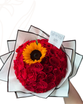 49 rosas & 1 girasol
